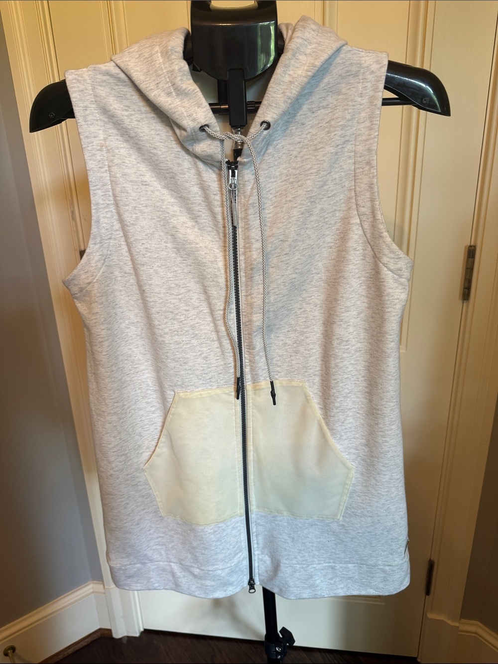 Mondetta Cream Inner Lining Top with Black Trim Accent